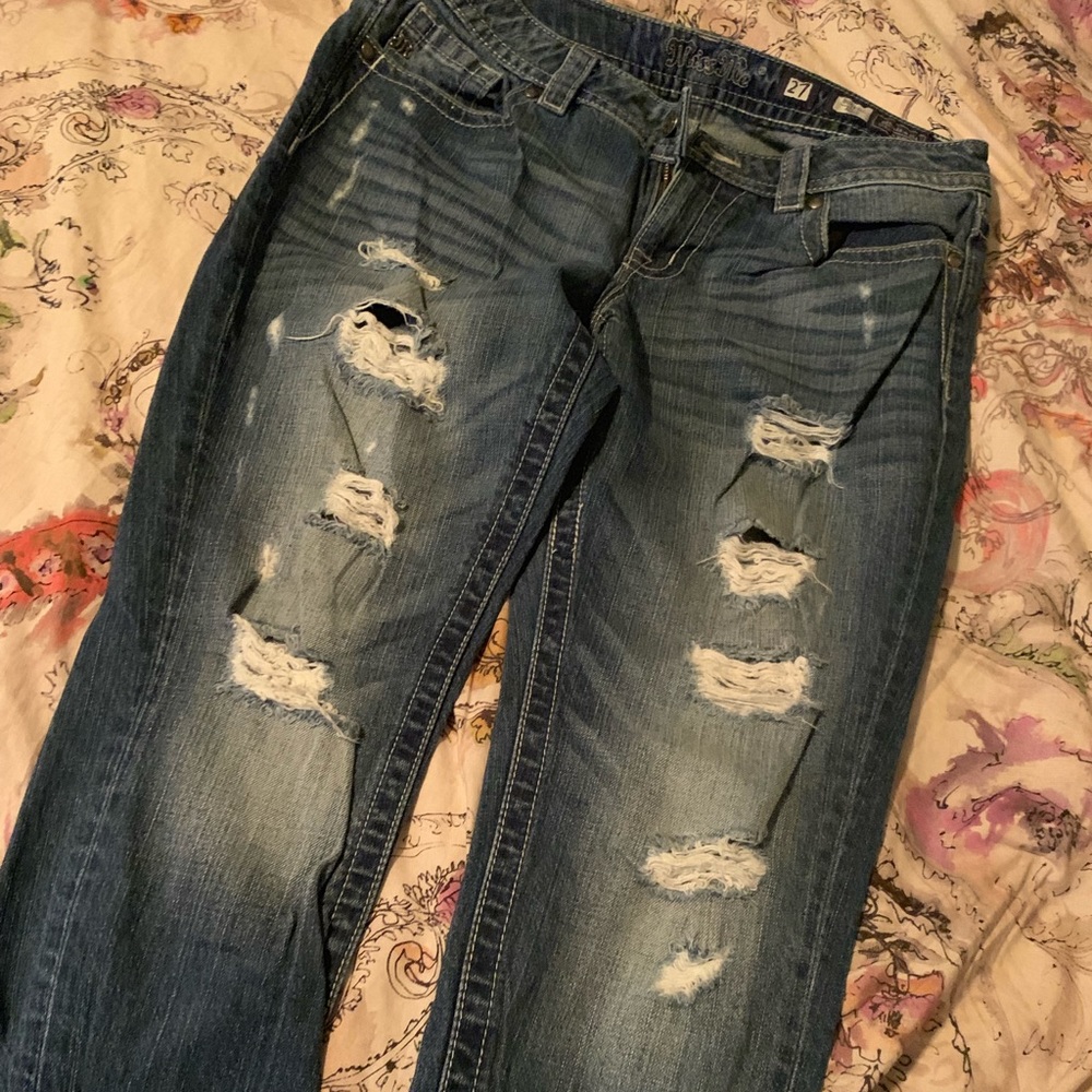 Like new miss me boy friend size 27